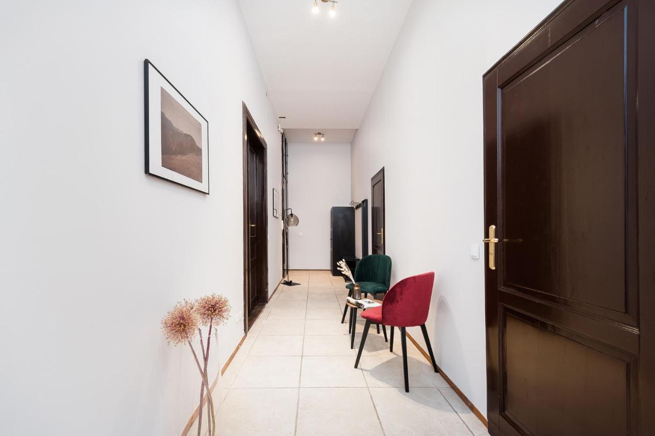 شقة Cracovian House - Loftaffair المظهر الخارجي الصورة