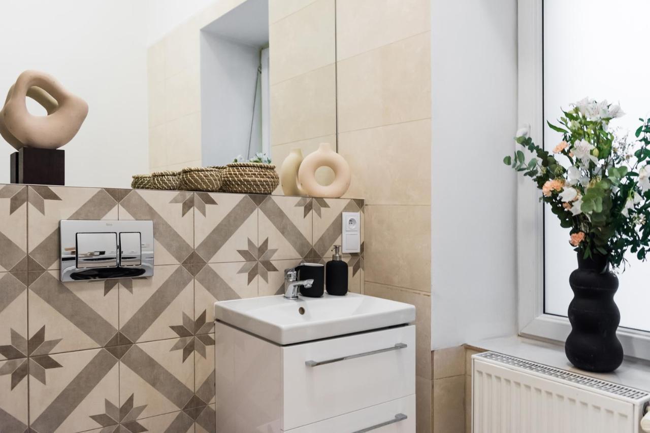 شقة Cracovian House - Loftaffair المظهر الخارجي الصورة